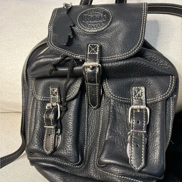 *SOLD* *RARE VINTAGE* Roots Black Genuine Leather Backpack - - Picture 3 of 4